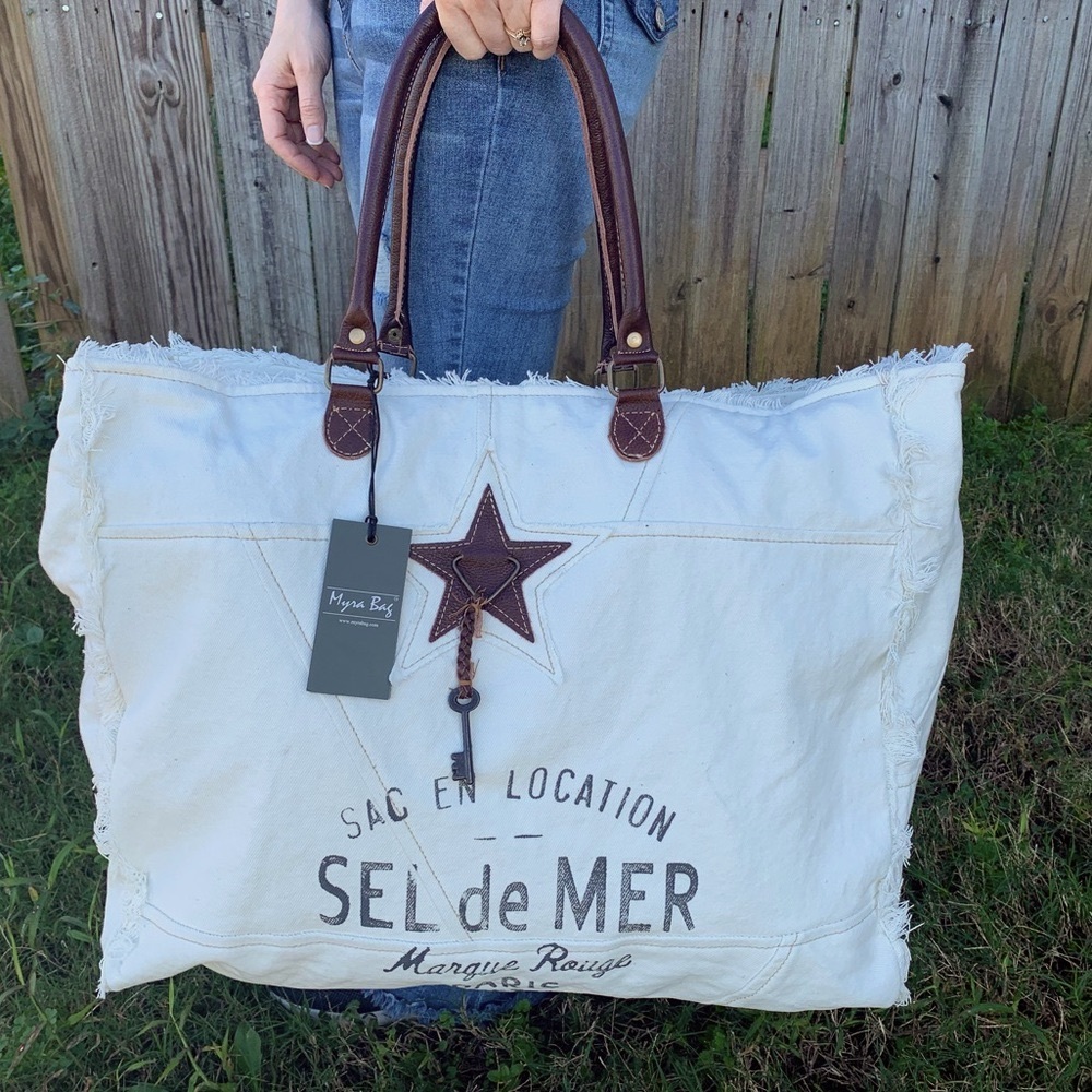 Myra Bag- Smashing Weekender Bag - Picture 6 of 11